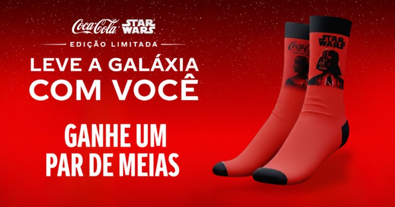 Coca-Cola oferece pares de meias temáticas de Star Wars como brinde em combo nas salas de cinema do Cine Araújo