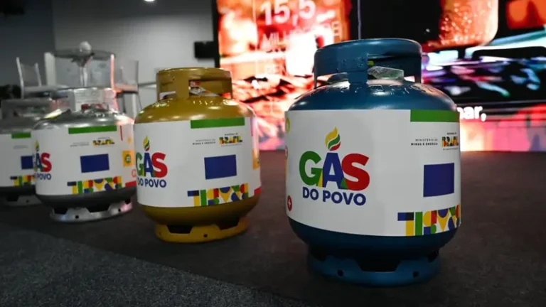 Gás do Povo: Governo Federal começa distribuição de gás de cozinha grátis para famílias de baixa renda