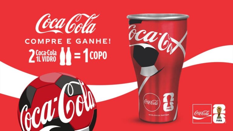 Coca-Cola ativa Copa do Mundo 2026 com copos exclusivos e figurinhas nos rótulos para engajar consumidores em todo o Brasil
