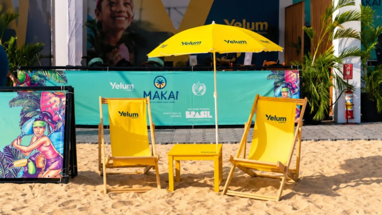 Yelum Seguros oferece aulas grátis de beach tennis e ativações especiais em circuito esportivo com etapas em duas cidades